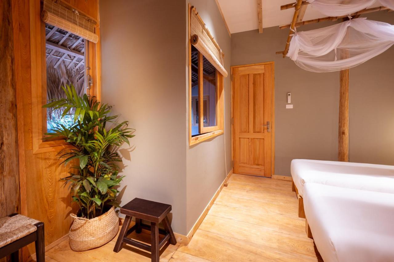 Topas Riverside Lodge Шапа Экстерьер фото