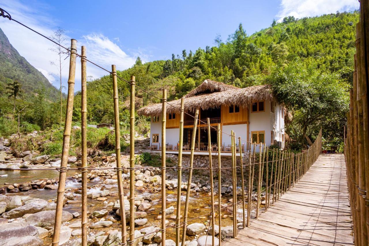 Topas Riverside Lodge Шапа Экстерьер фото